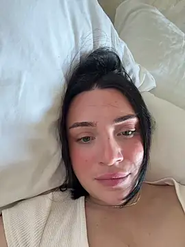 LucyHotty  online show from May 20, 7:58 am