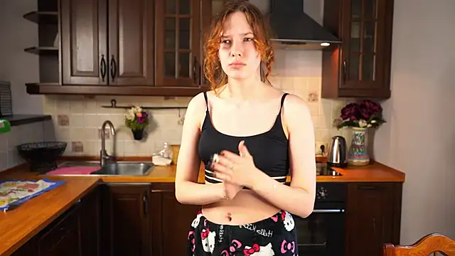 AgathaCarra online show from May 1, 2:21 pm