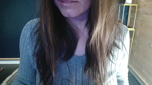 NicoleLove  online show from May 29, 4:21 am