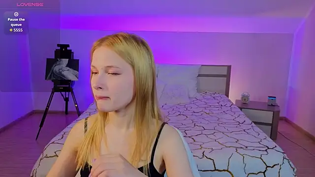 Brietdget online show from May 31, 9:27 am