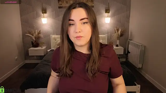 Nelie Evans online show from June 5, 1:12 am