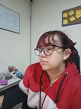 AliceScoot  online show from May 25, 10:54 am