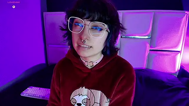 Snapshot of BadEmyXO chatting on June 9, 3:40 am BadEmyXO online show from June 9, 3:40 am