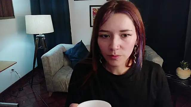Snapshot of Emily_Cherry_ chatting on June 29, 3:23 pm Emily Cherry online show from June 29, 3:23 pm