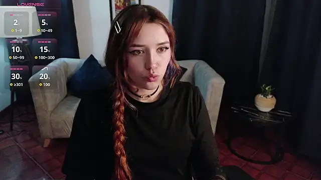 Snapshot of Emily_Cherry_ chatting on July 29, 7:23 pm Emily Cherry online show from July 29, 7:23 pm