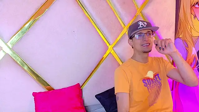 Madisson Roos online show from July 12, 2:46 am
