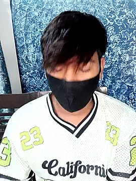 Jeri 4 online show from May 8, 4:34 pm