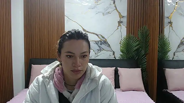 alonddra tay online show from April 22, 11:34 am