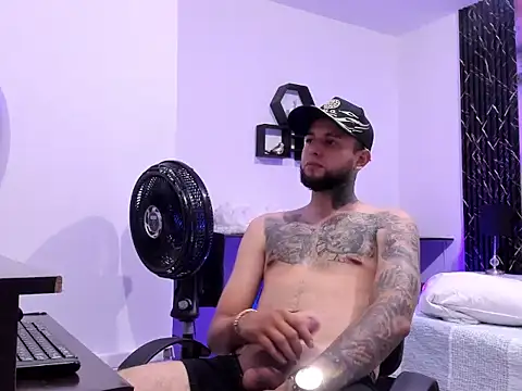 liam heart online show from April 9, 8:58 pm