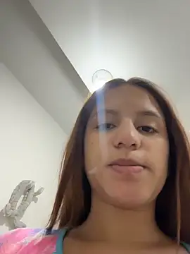 ViankaRose online show from May 26, 9:38 am