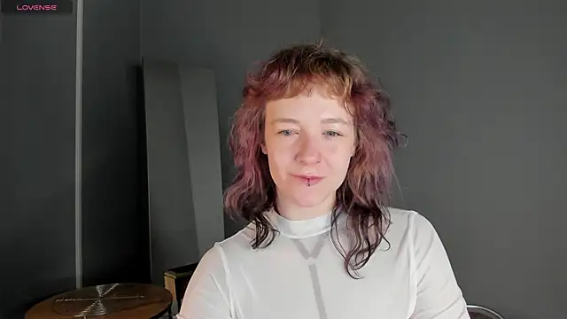 Snapshot of Ricki_Bloom chatting on June 30, 1:17 am Ricki Bloom online show from June 30, 1:17 am