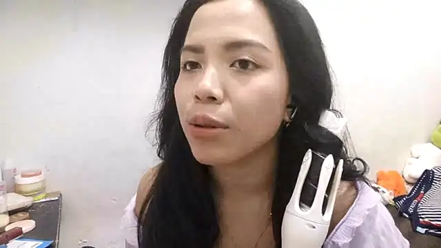 LiliyanaS online show from April 12, 5:45 am