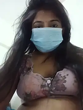 dearmona00 online show from May 12, 7:11 pm