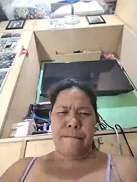 FILIPINAPUSSYPINAY online show from May 7, 5:07 pm