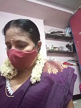 Tamilaunty35 online show from May 22, 3:50 pm
