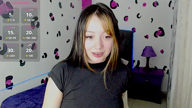 vero doll12 online show from May 27, 2:25 pm