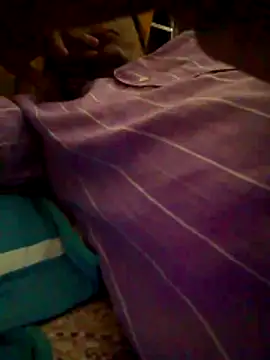 Snapshot of Dark_Man05 chatting on April 10, 3:39 pm Dark Man05 online show from April 10, 3:39 pm