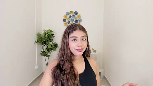 Mallory Lee online show from May 24, 12:10 pm