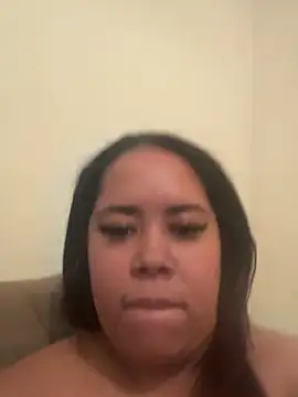 Snapshot of Tainesilva chatting on April 13, 2:11 pm Tainesilva online show from April 13, 2:11 pm