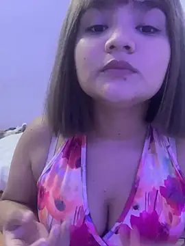 Karina PrettyHot69 online show from April 27, 9:13 pm