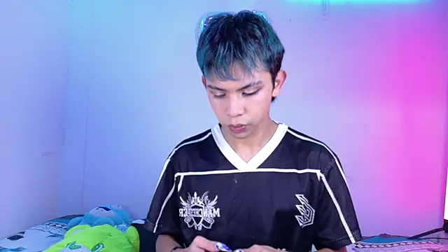 Snapshot of Apolo_Prince1 chatting on July 14, 9:09 pm Apolo Prince1 online show from July 14, 9:09 pm