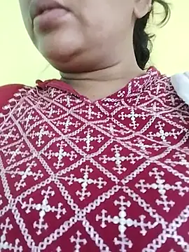 Snapshot of Monika_telugu_queen chatting on April 13, 7:47 am Monika telugu queen online show from April 13, 7:47 am