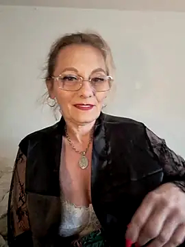 Blond lady czech online show from April 21, 12:44 pm