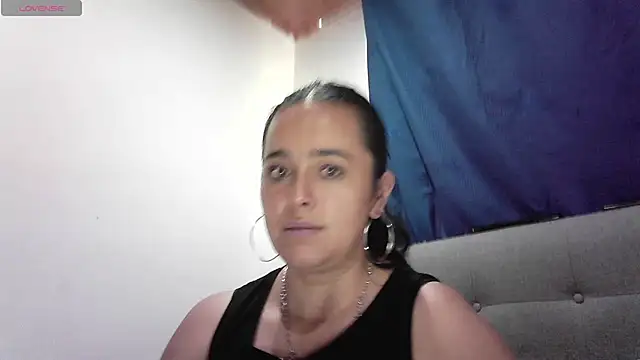 Snapshot of Estefany-magic chatting on July 1, 5:02 pm Estefany-magic online show from July 1, 5:02 pm