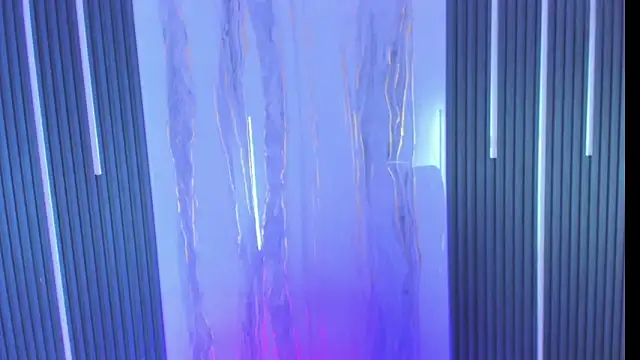 Snapshot of The_King_Swit chatting on April 12, 7:08 pm The King Swit online show from April 12, 7:08 pm