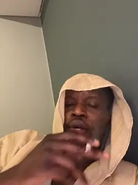 Shakazullu1 online show from April 10, 11:20 pm