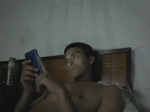 Me1L4Zqu1 online show from June 26, 10:47 pm