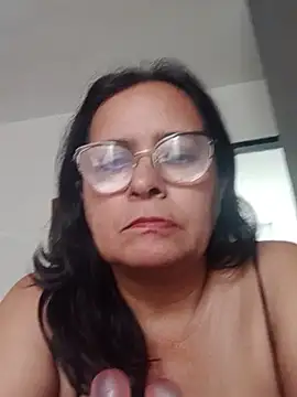 Snapshot of PienCanela chatting on June 19, 1:04 pm PienCanela online show from June 19, 1:04 pm