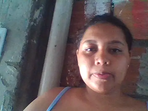 Snapshot of Ninibella chatting on April 23, 8:22 pm Ninibella online show from April 23, 8:22 pm