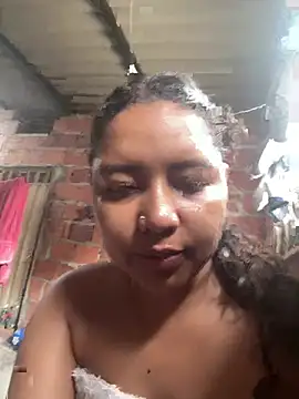 Snapshot of Ninibella chatting on May 2, 1:49 pm Ninibella online show from May 2, 1:49 pm