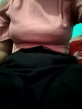 Snapshot of Liviya__225__ chatting on April 15, 6:42 am Liviya 225 online show from April 15, 6:42 am