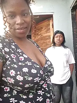 Chubbygoddess123 online show from May 25, 7:03 am
