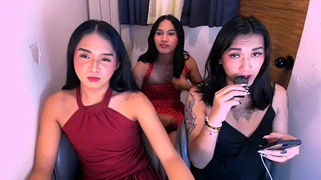 slutty aki online show from April 30, 3:51 pm