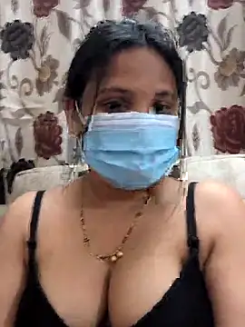 Snapshot of filmycoupleash1 chatting on April 11, 2:43 pm filmycoupleash1 online show from April 11, 2:43 pm