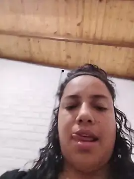 Snapshot of Pricila45 chatting on April 16, 12:22 am Pricila45 online show from April 16, 12:22 am