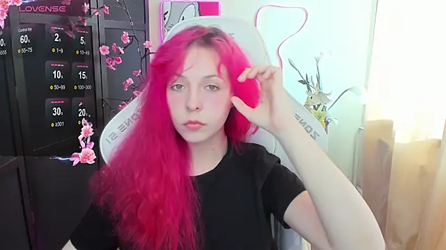InfernoKitten online show from May 2, 1:10 am