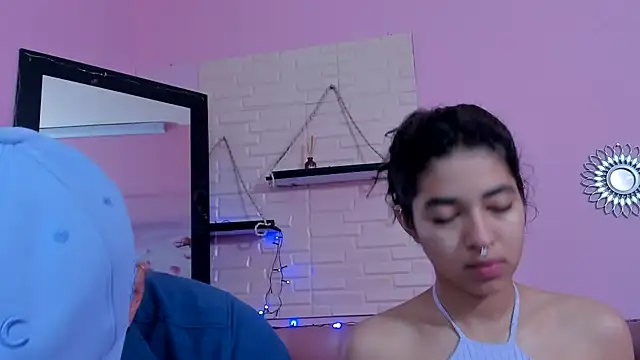 Snapshot of Aronandmoli69 chatting on June 12, 1:21 pm Aronandmoli69 online show from June 12, 1:21 pm