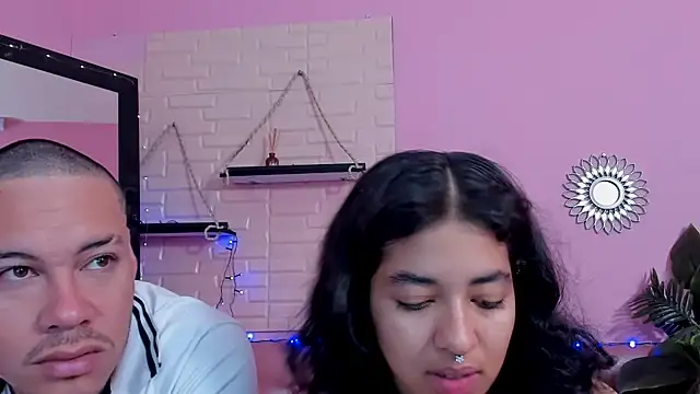 Snapshot of Aronandmoli69 chatting on June 13, 1:09 pm Aronandmoli69 online show from June 13, 1:09 pm