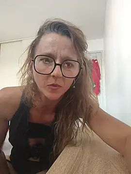 Snapshot of Shely5934 chatting on June 29, 5:02 pm Shely5934 online show from June 29, 5:02 pm