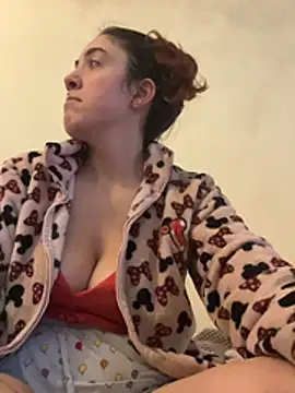 Snapshot of miss_bbyxxx chatting on February 9, 11:25 am miss bbyxxx online show from February 9, 11:25 am