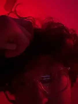 dontworryboutitt online show from April 11, 11:20 pm