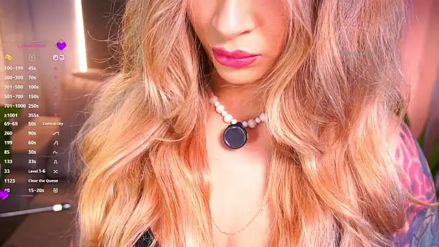 Snapshot of abbymodell1 chatting on August 9, 10:58 pm abbymodell1 online show from August 9, 10:58 pm