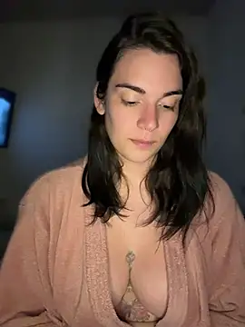 Snapshot of alicemeb chatting on June 17, 11:38 pm alicemeb online show from June 17, 11:38 pm