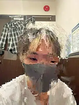Snapshot of tokage00727 chatting on May 13, 12:13 pm tokage00727 online show from May 13, 12:13 pm