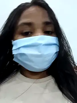 Snapshot of Me_Anya chatting on April 15, 6:37 pm Me Anya online show from April 15, 6:37 pm