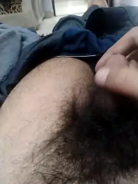 Snapshot of hotguy69143 chatting on April 12, 12:21 pm hotguy69143 online show from April 12, 12:21 pm